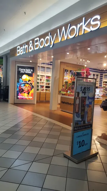 Deerbrook Shopping Center