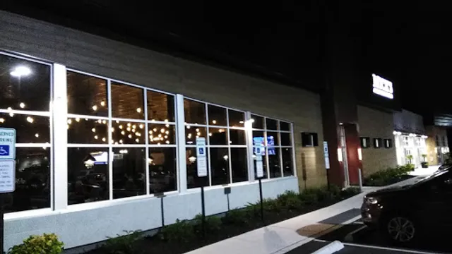 Mick's All American Pub