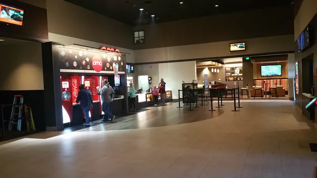 AMC Columbus 10