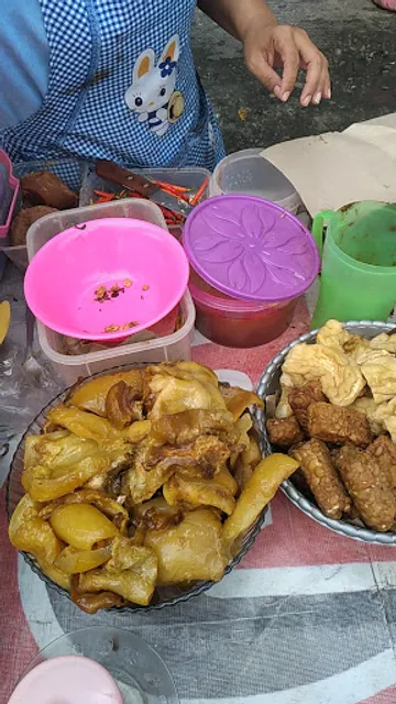 Rujak Cingur Nafis ( Nasi Rujak + Aneka Minuman)