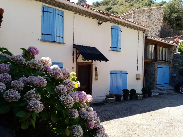 Les Gîtes de la Picholine et de la Colombe.