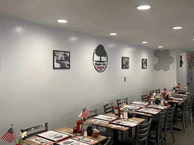 Maple Ave Diner