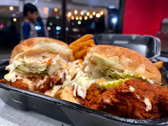 Angry Chickz - Fresno (N West Ave)