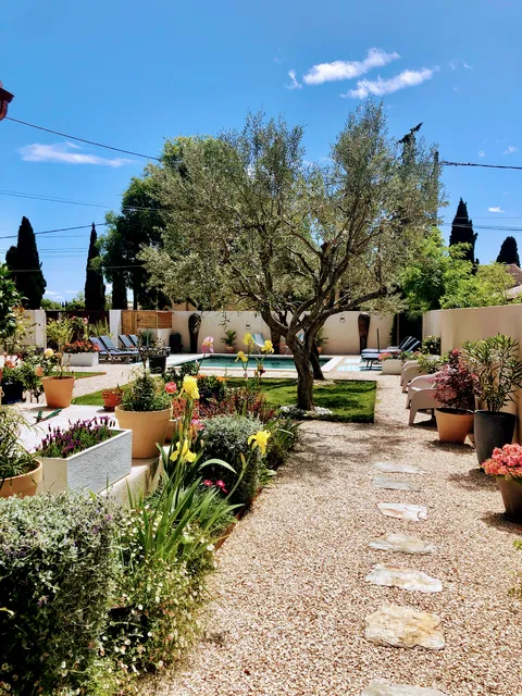 La Conciergerie Tavel-Chambres d'Hôtes Gard 30 Tavel