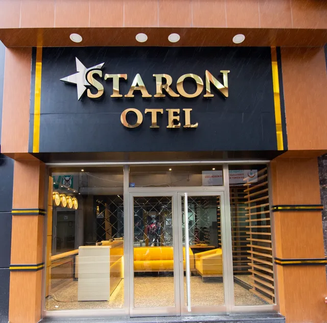 Staron otel