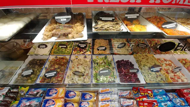 Dunes Deli and Catering