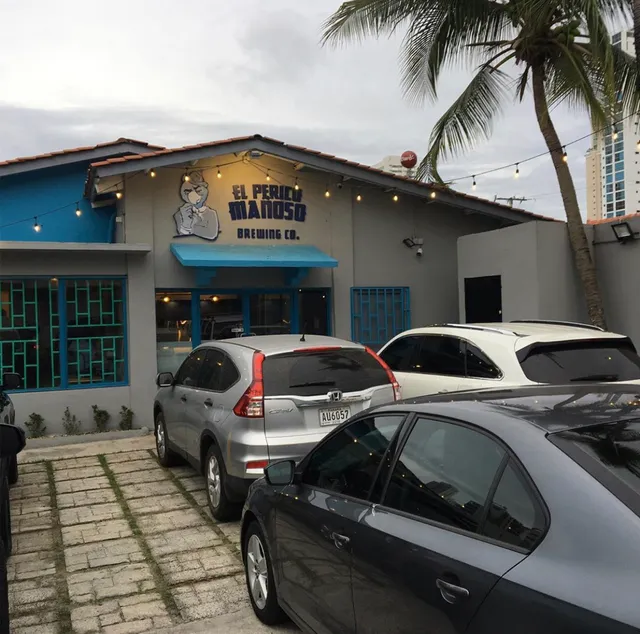El Perico Mañoso Brewing Co.