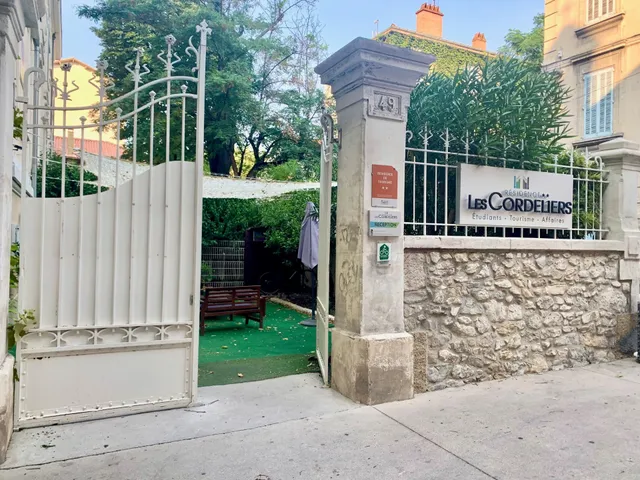 Appart'Hôtel Avignon Résidence Les Cordeliers