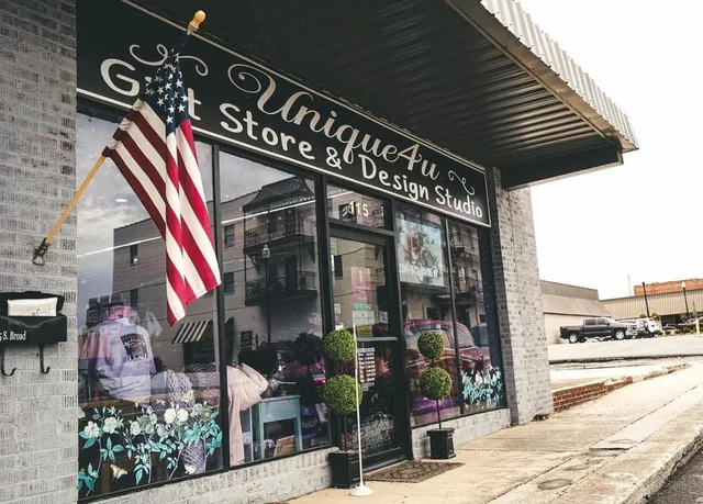 Unique 4u Design Studio