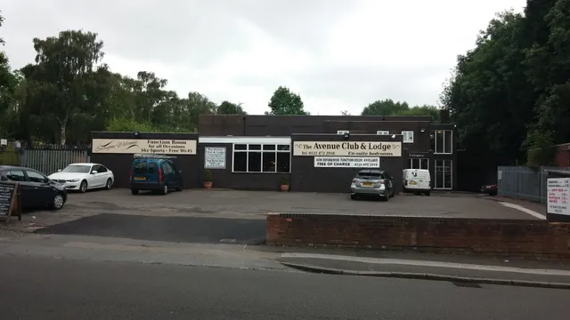 The Avenue Club and Lodge