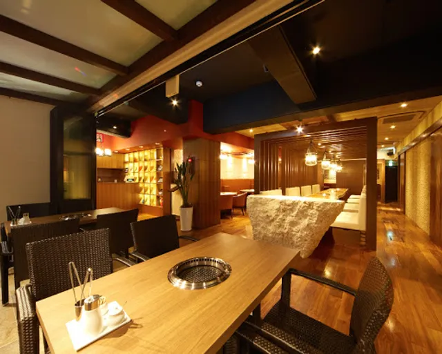 Yakiniku Restaurant Roins Kumoji Branch
