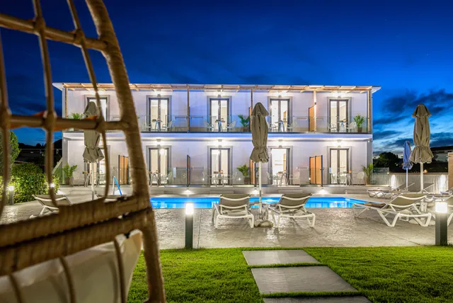 White Canvas Boutique Studios