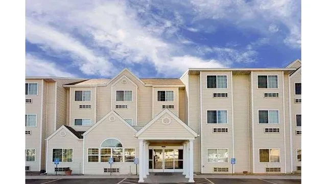 Microtel Inn & Suites by Wyndham Prairie du Chien