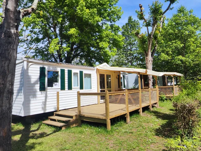 Camping Roc de l'Arche, Vallée du Lot | Aveyron