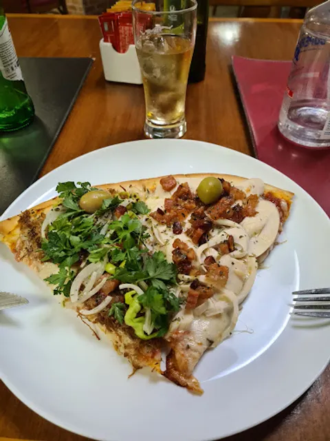 Mania do Pedaço Pizza