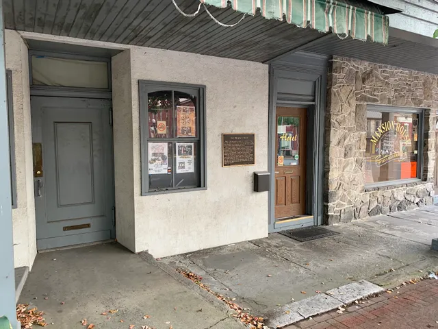 Stoner's Mansion House Tavern & Hotel