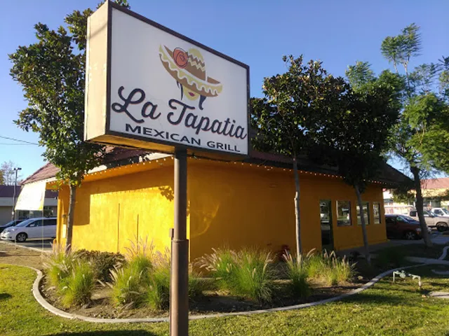 La Tapatia Mexican Grill