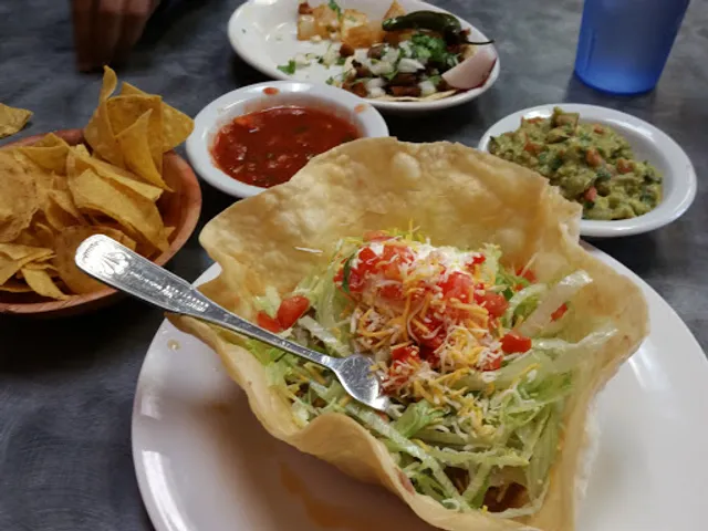 Tienda y Taqueria El Paso