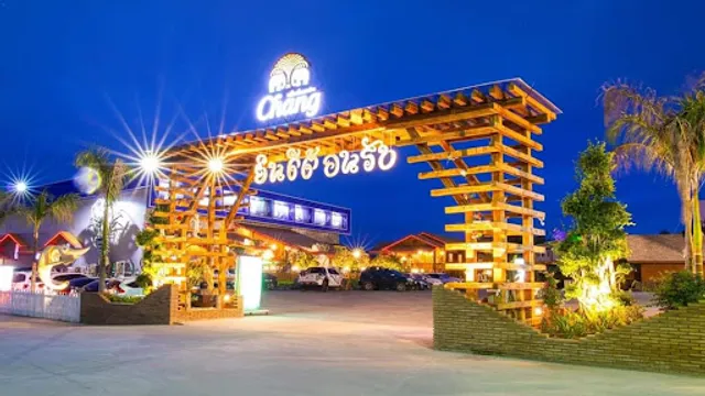 Por Kung Phao Lak Si-Saphan Mai