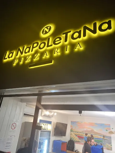 Pizzeria La Napoletana
