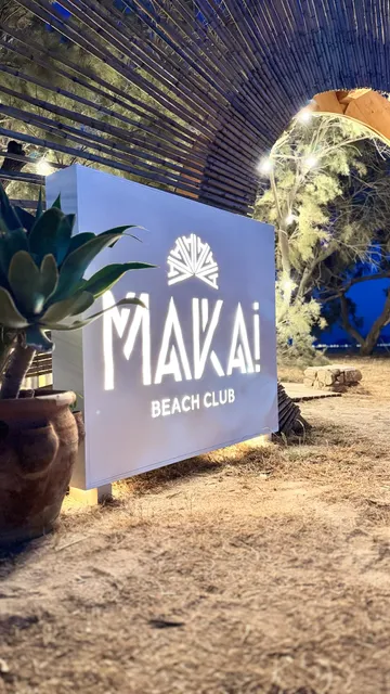 Makai Beach Club