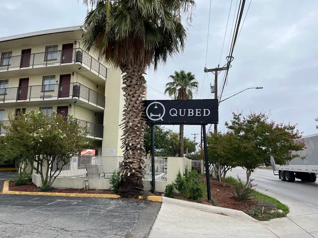 Qubed Living - San Antonio - Rittiman
