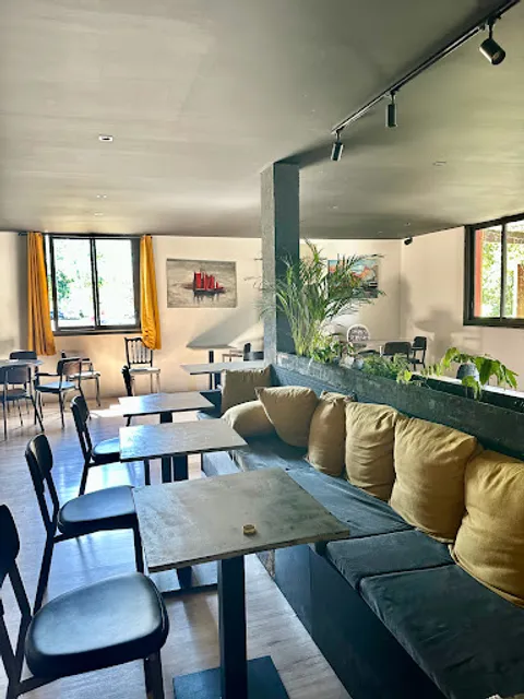 RESTAURANT DU LAC SOUES