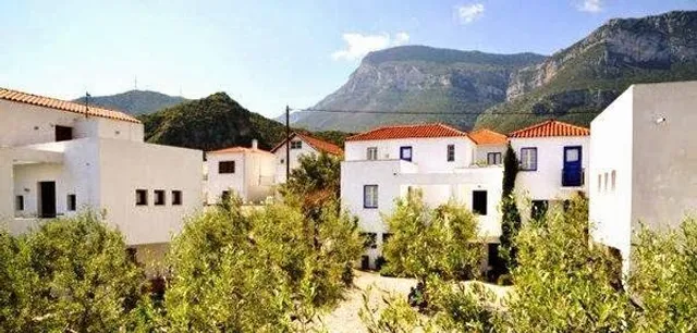 KYFANTA STUDIOS & APARTMENTS