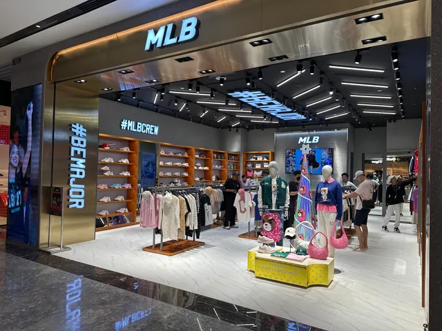 MLB The Exchange TRX