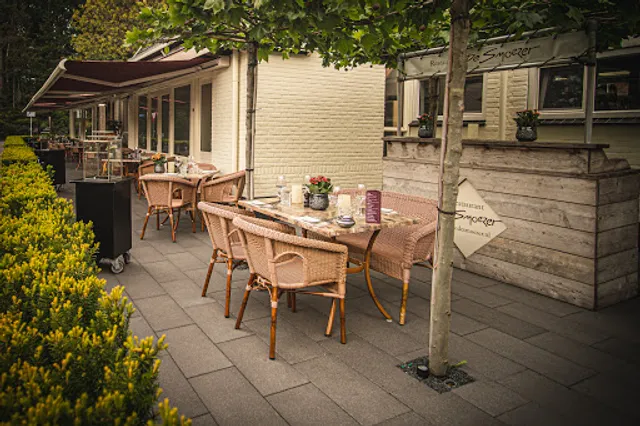 Restaurant De Smoezer