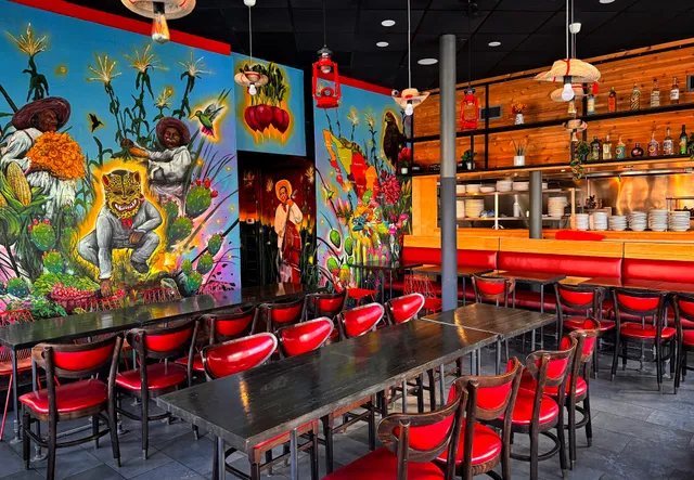 5 Rabanitos Hyde Park