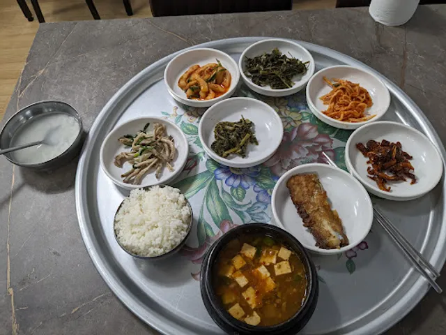 Traditional Korean small Resturant