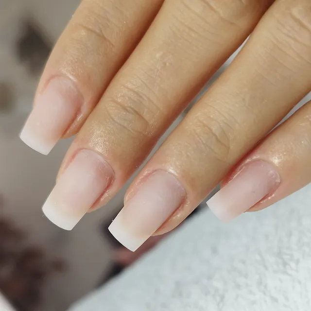 Bianco Nails
