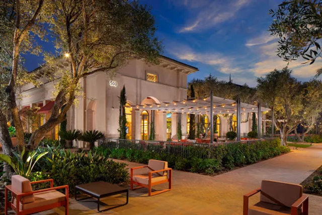 Promenade at Irvine Spectrum