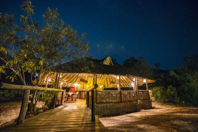 Maweninga Tented Lodge Camp