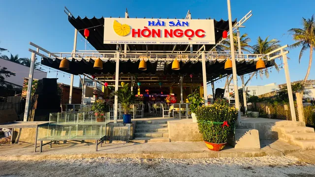 Nhà Hàng Hải Sản Hòn Ngọc