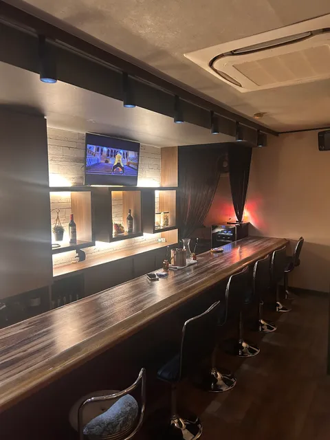 ナイトパブおニャン子