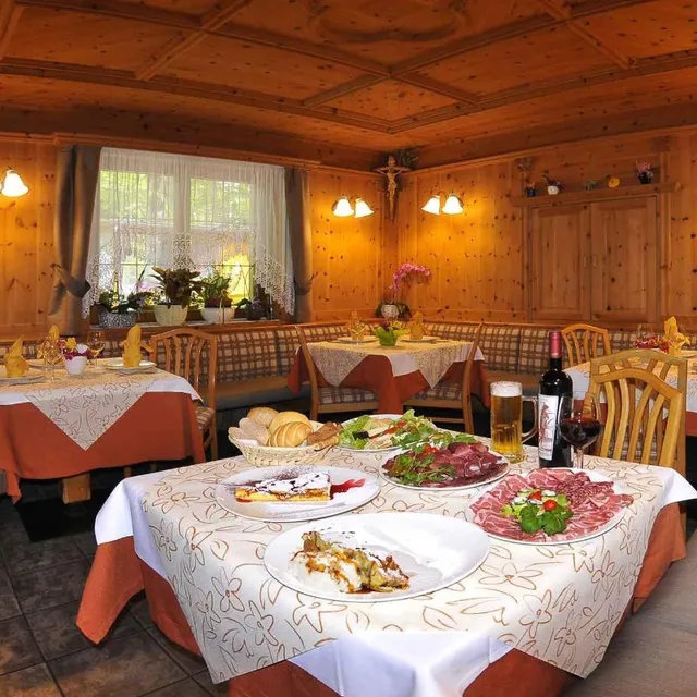 Albergo Ristorante Nido Verde