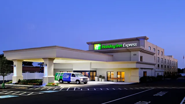 Holiday Inn Express Philadelphia Airport by IHG