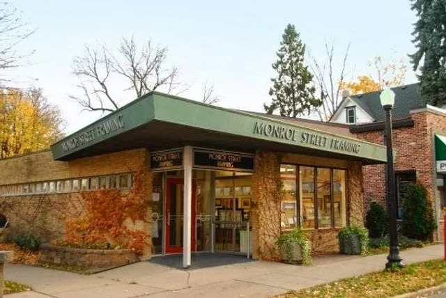 Monroe Street Framing