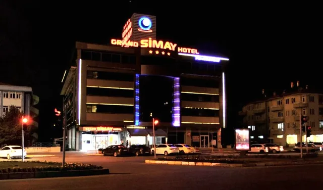 Grand Simay Hotel