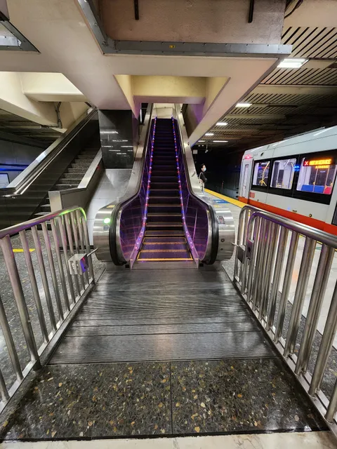 Civic Center Station