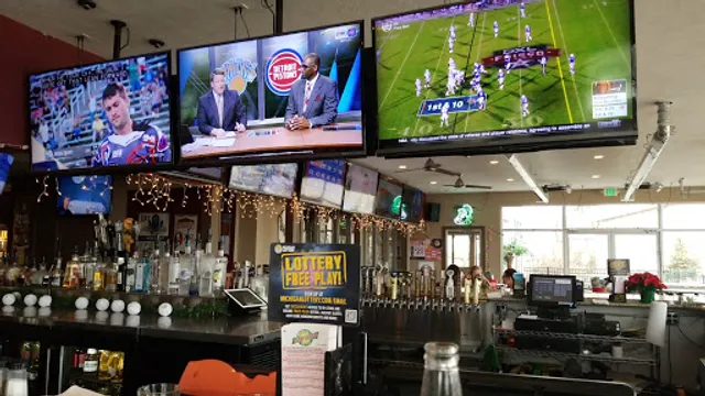 Reno's North Sports Bar