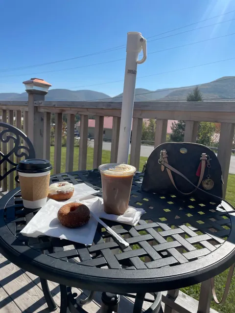 Fred's Coffee & Donuts