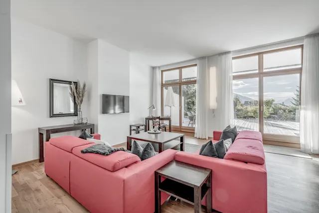 Residences Maximilian Apartments