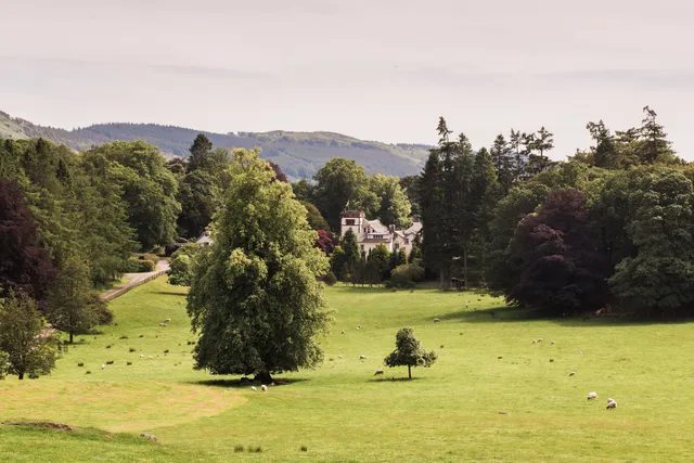 Cottages At Graythwaite (Home Farm Cottages)
