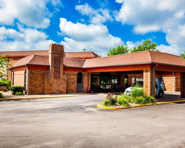 Quality Inn & Suites Boonville - Columbia
