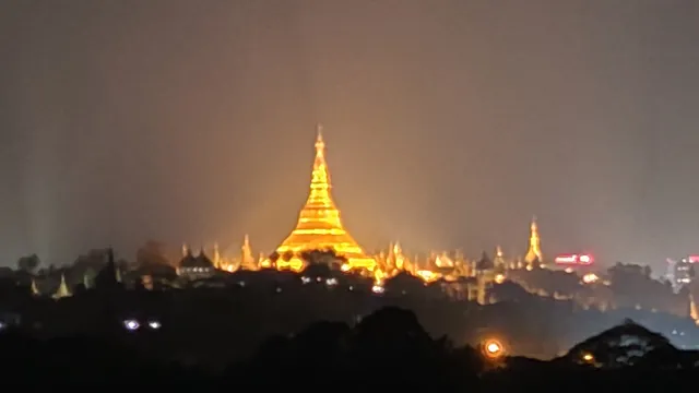 Serviced Residence by 85 SOHO @ Upper Pansodan