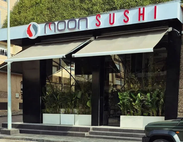 Moon Sushi