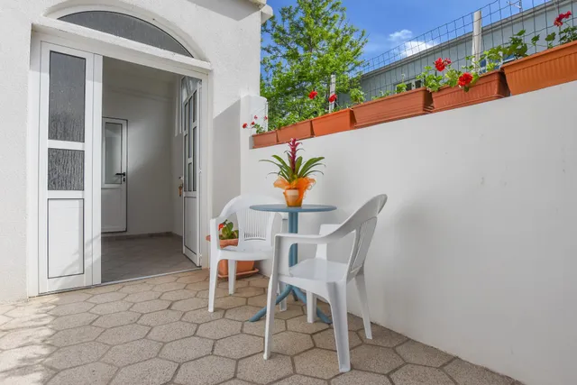 Apartments Tončica Pag